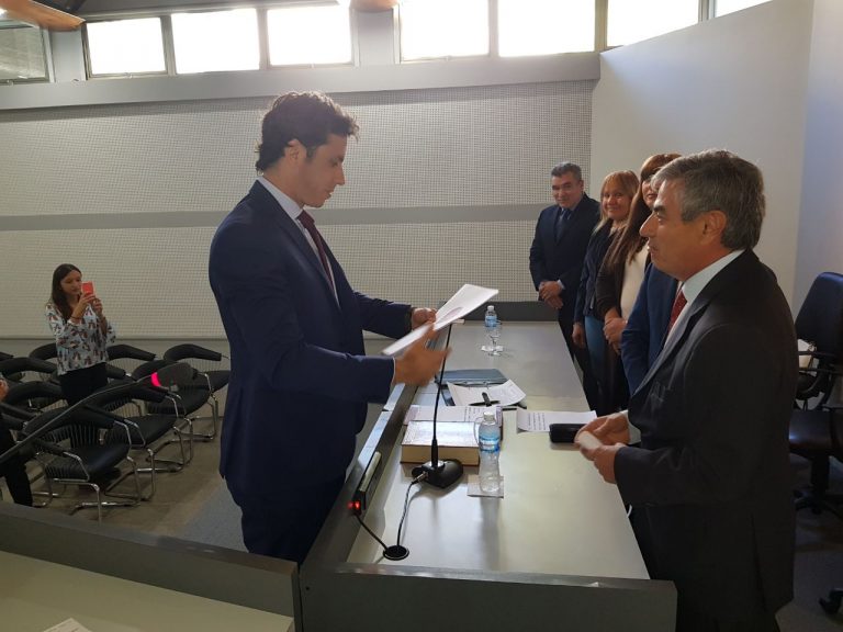 27-3-2018: Juramento ante el Honorable Directorio del Dr. Gerardo Javier Fernández Caussi
