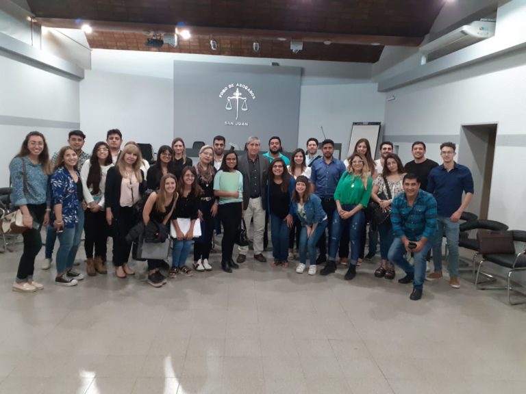 ENCUENTROS PASADOS DE LOS NOVELES ABOGADOS