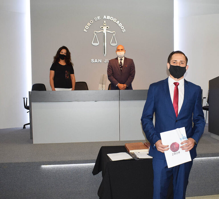 HOY SE REALIZÓ EN EL FORO DE ABOGADOS UNA JURA EXTRAORDINARIA DE MATRICULADO