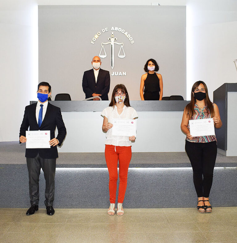 ENTREGA DE PREMIOS DEL CONCURSO DE DERECHO PREVISIONAL