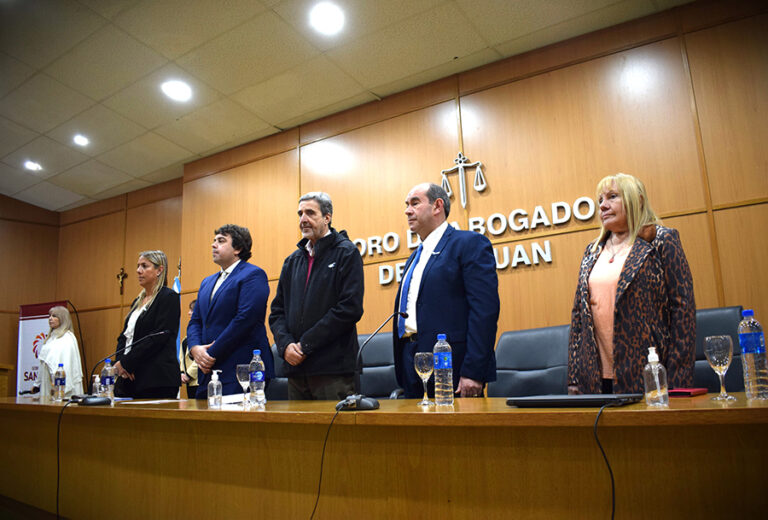 SE REALIZÓ EL ENCUENTRO CONVERSATORIO EN HOMENAJE AL DÍA INTERNACIONAL DE LA MUJER MINERA