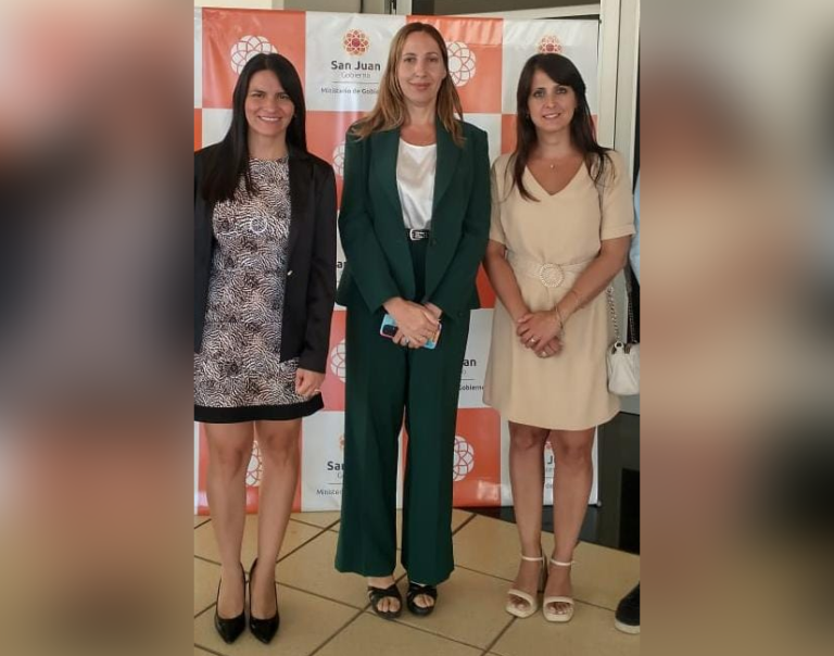 VISITA DEL FORO DE ABOGADOS A LA MUESTRA DEL 80° ANIVERSARIO DEL TERREMOTO DE 1944 EN SAN JUAN
