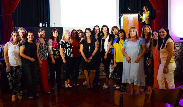 EL FORO DE ABOGADOS FUE INVITADO AL ENCUENTRO POR EL DIA DE LA MUJER QUE ORGANIZÓ LA CORTE DE JUSTICIA