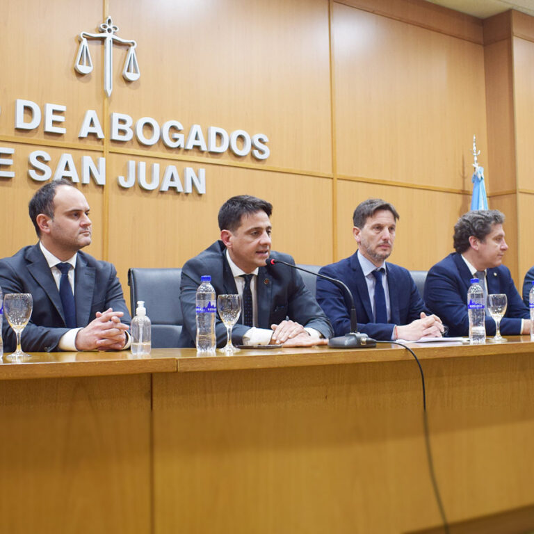 III ENCUENTRO INTRODUCTORIO AL DERECHO AMBIENTAL Y MINERO – “MINERIA Y AMBIENTE: UNA MIRADA SUSTENTABLE”
