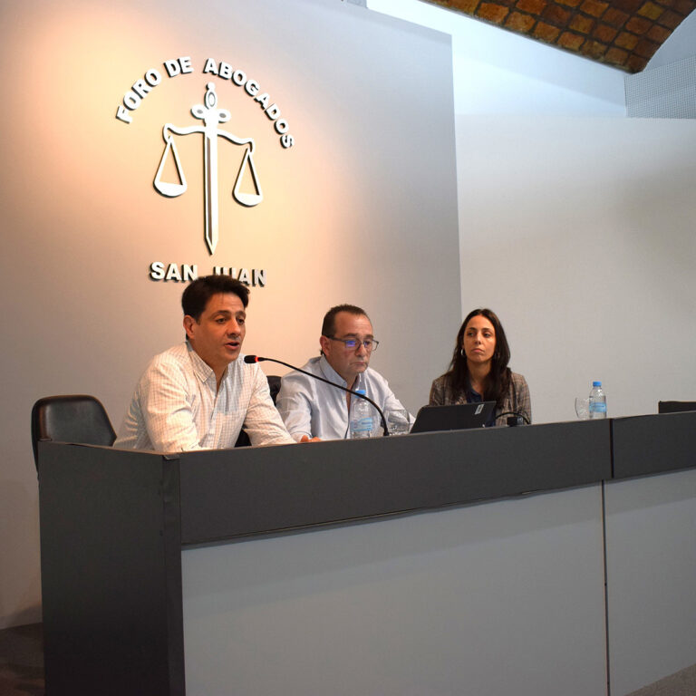 Jornada Informativa sobre Expediente Electrónico y Sistemas Digitales en el Foro de Abogados