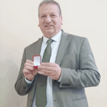 medalla 74