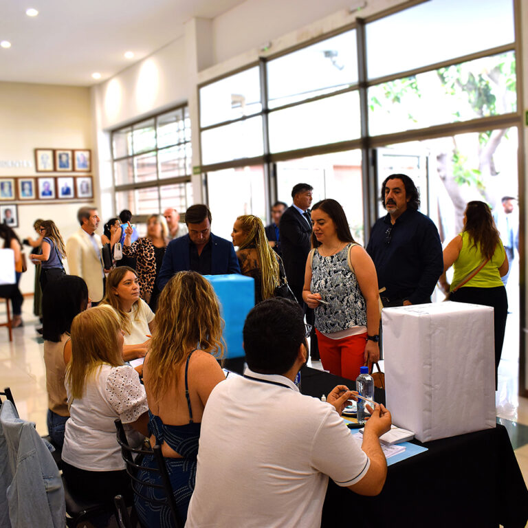 ACTO ELECCIONARIO EN EL FORO DE ABOGADOS