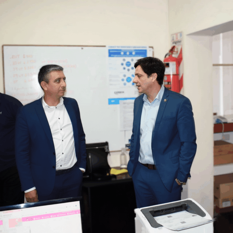 REUNIÓN DE CAMARADERÍA ENTRE EL PRESIDENTE DEL FORO DE ABOGADOS Y EL PRESIDENTE ELECTO