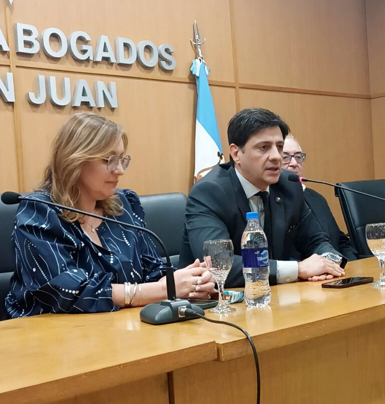 Capacitación sobre la Plataforma de Subastas Electrónicas en el Foro de Abogados de San Juan