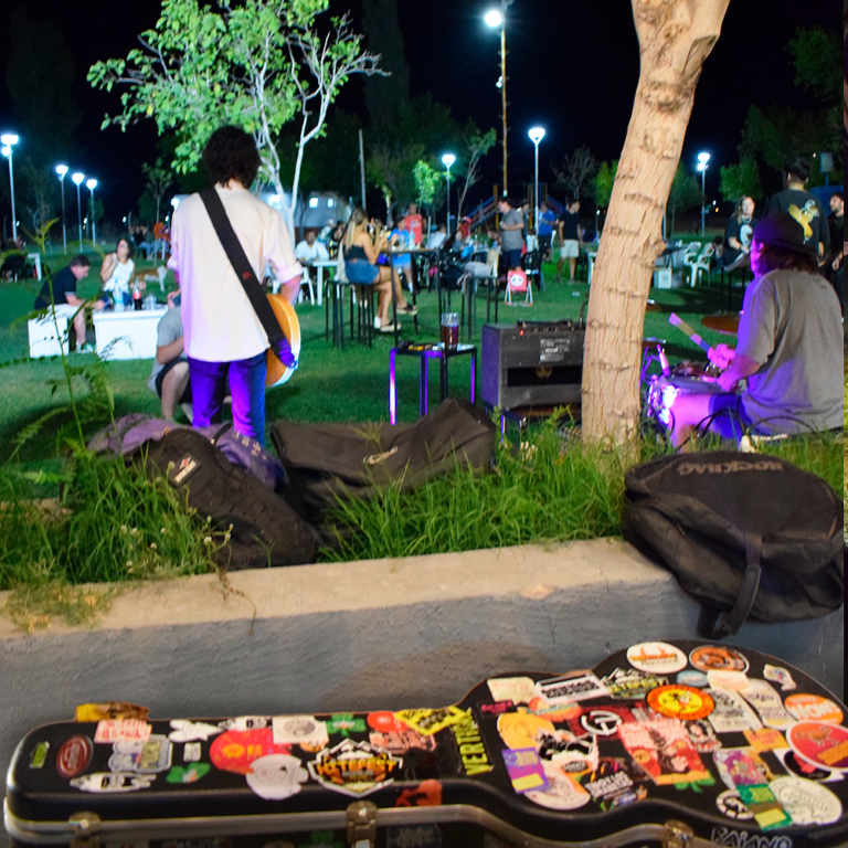Noche de música y encuentro en el Club del Foro de Abogados
