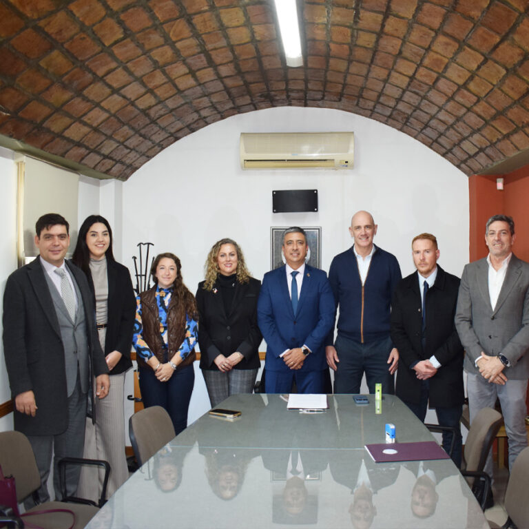 El Foro de Abogados y el Colegio Notarial acordaron honorarios diferenciales para la certificación de firmas en poderes previsionales.